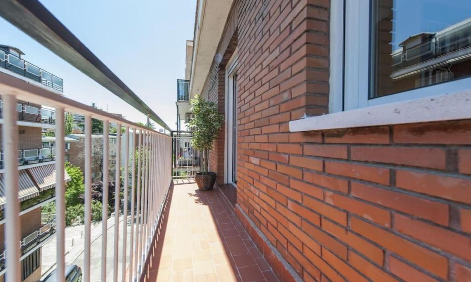 Apartament Plaza De Ventas Ii -tu Con Estilo En Madrid