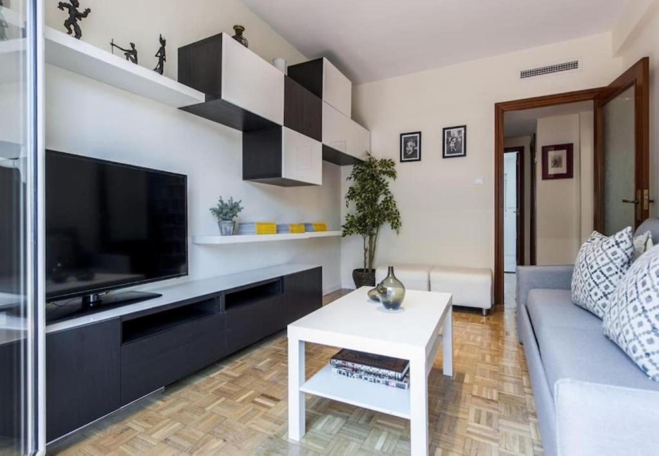 Apartament Plaza De Ventas Ii -tu Con Estilo En *